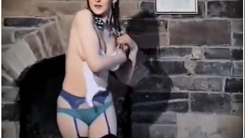 SWAY - vintage British beauty dance striptease